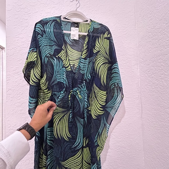 H & M • Green & Blue Cover Up Dress • XS/S - Picture 4 of 8